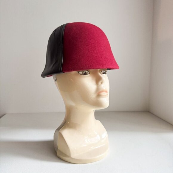 Vintage Red Burgundy Leather Detail Wool Felt Cloche hat - Picture 2 of 10